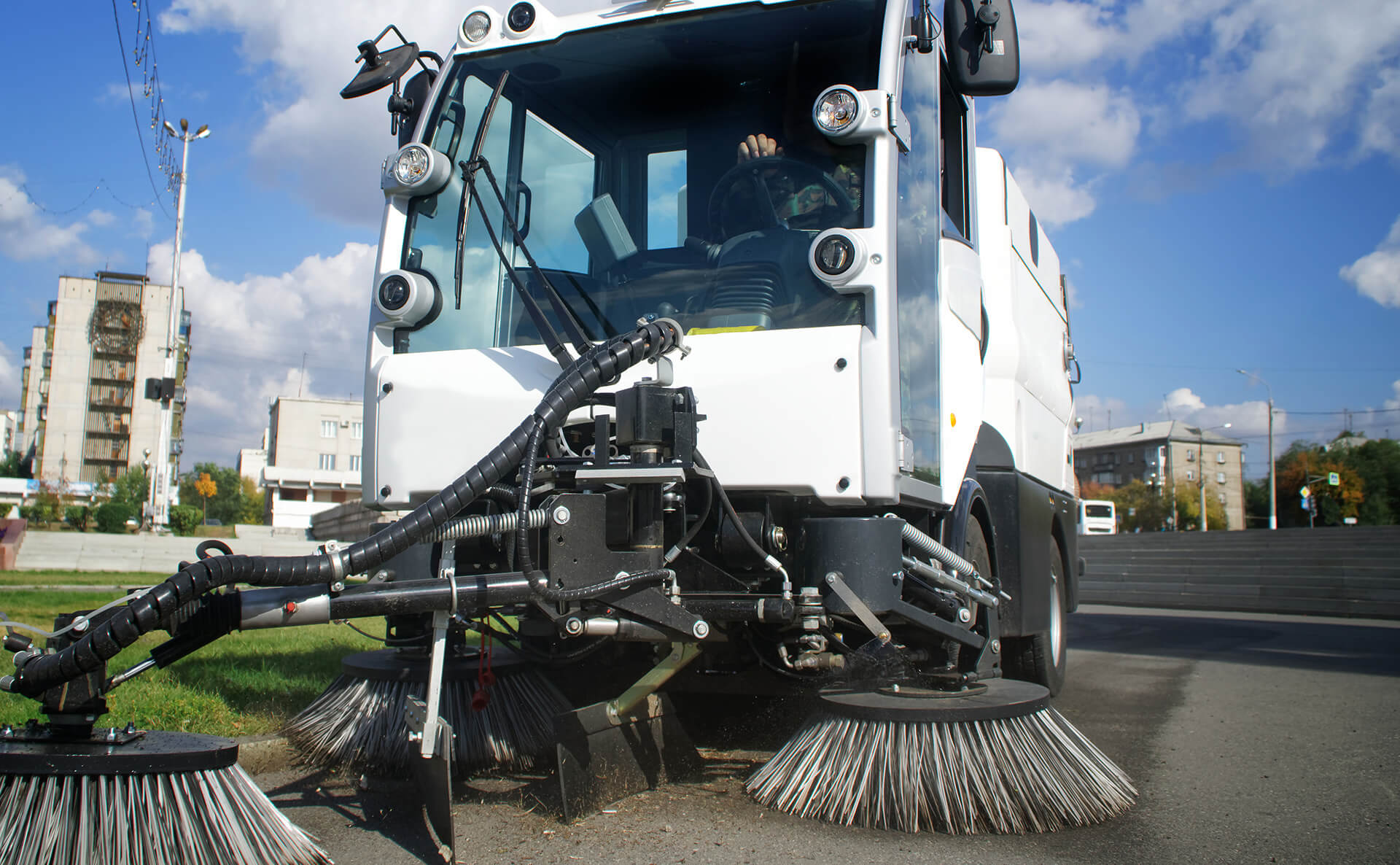 Поворотний підшипник для підмітально-прибиральної машини