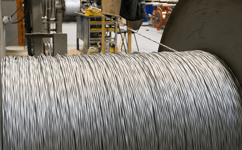 Дроти та кабелі